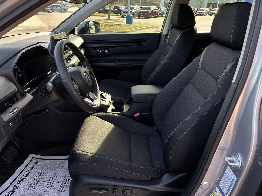 used 2025 Honda CR-V car, priced at $29,955