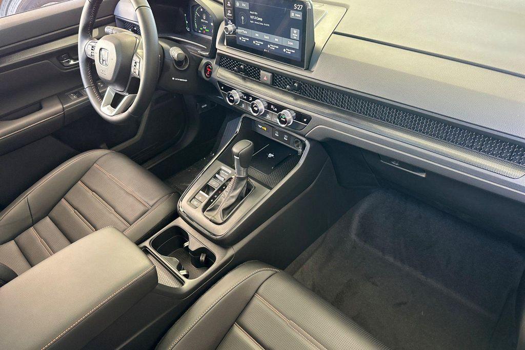 new 2026 Honda CR-V Hybrid car, priced at $40,175