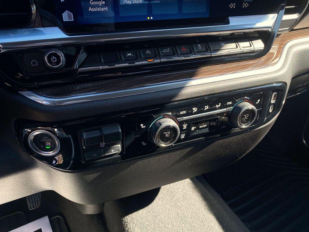 used 2025 Chevrolet Silverado 1500 car, priced at $42,990