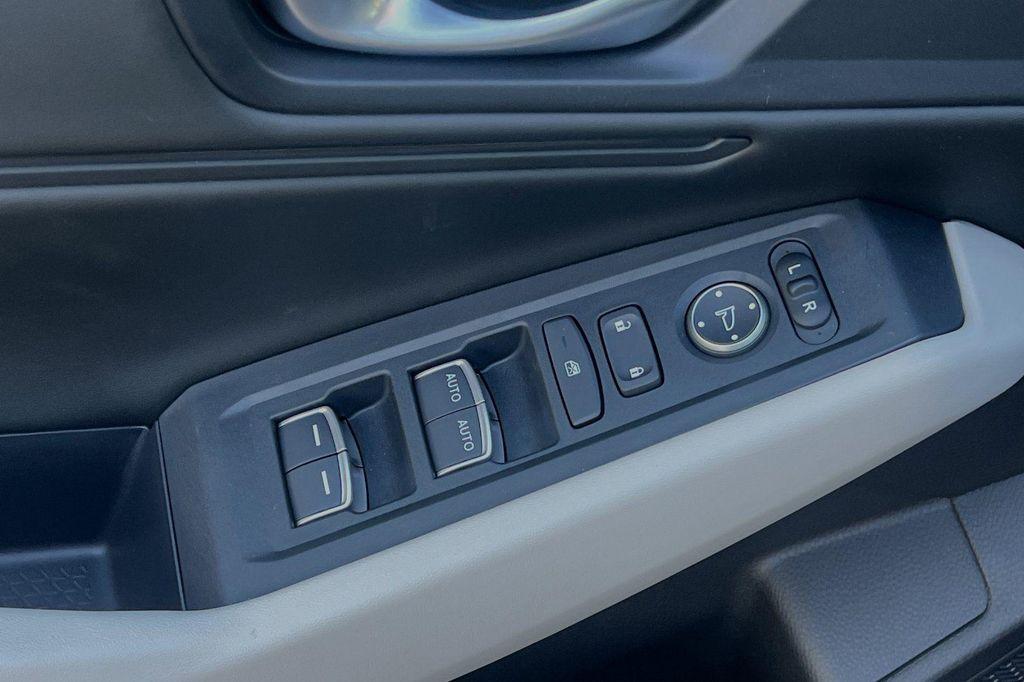 new 2025 Honda Accord car, priced at $33,287