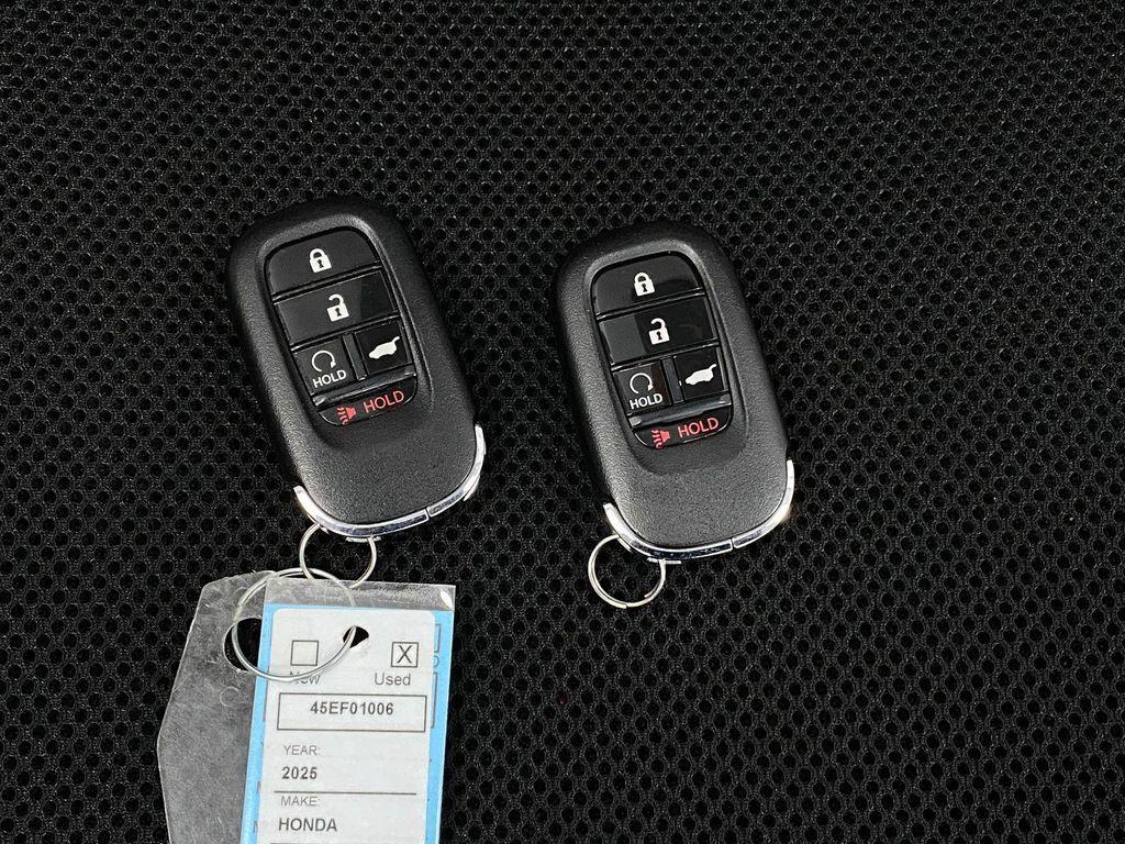 used 2025 Honda Civic Hybrid car, priced at $27,362