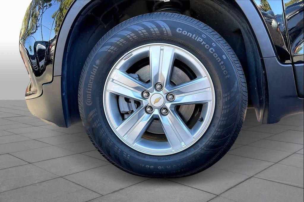 used 2022 Chevrolet Trax car, priced at $16,550