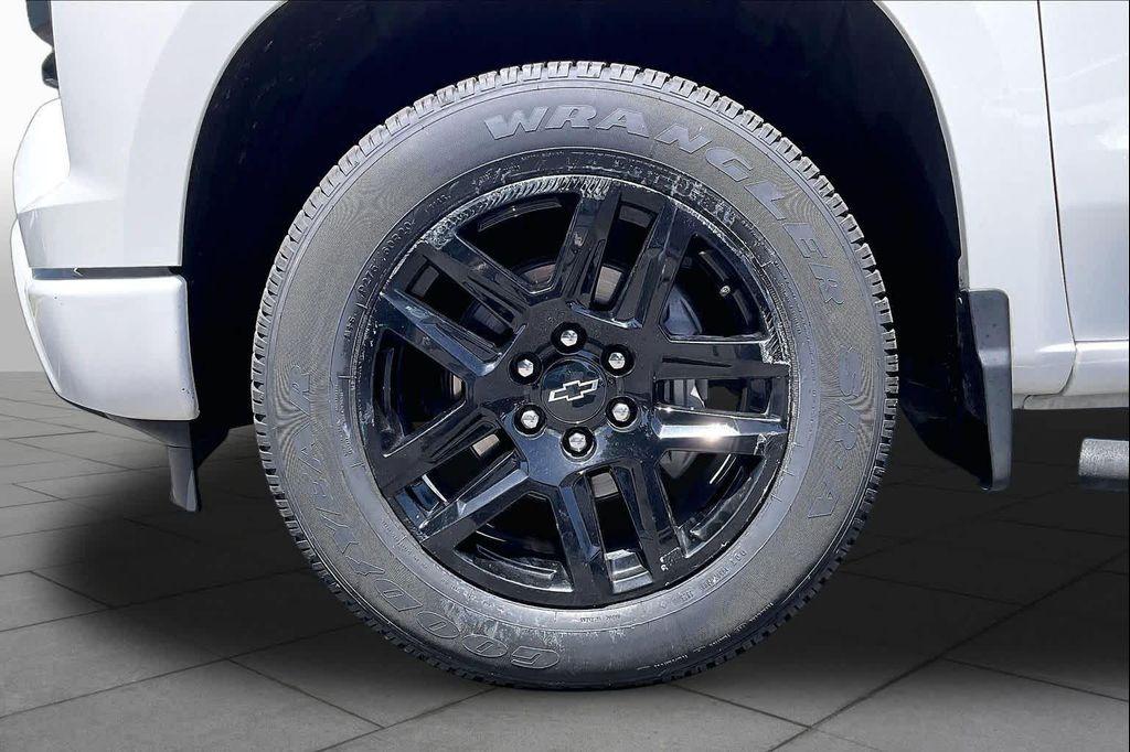 used 2023 Chevrolet Silverado 1500 car, priced at $32,950