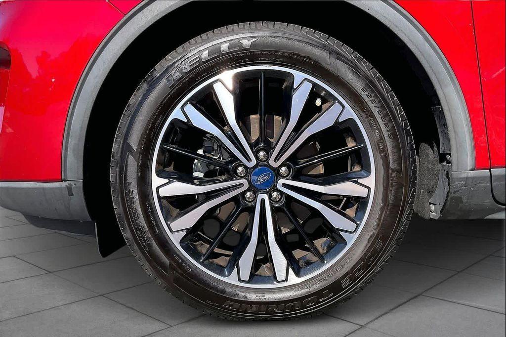 used 2022 Ford Escape car, priced at $15,850