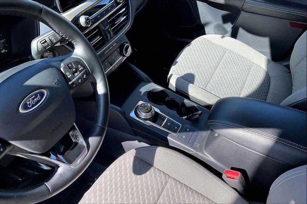 used 2022 Ford Escape car, priced at $15,850