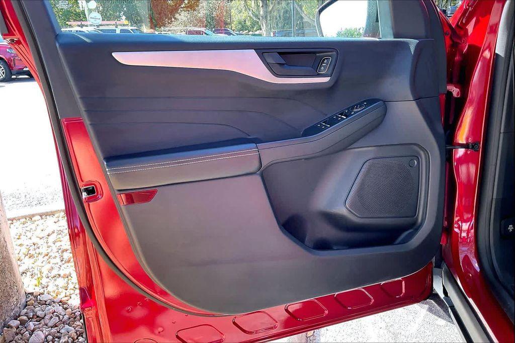 used 2022 Ford Escape car, priced at $15,850