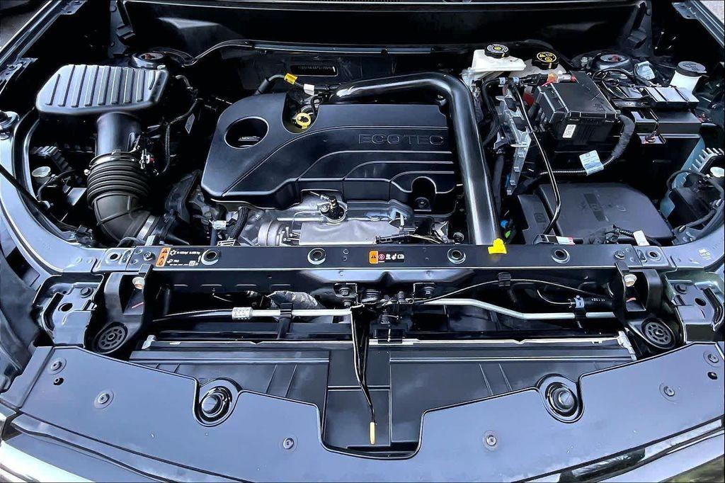 used 2023 Chevrolet Equinox car, priced at $22,950