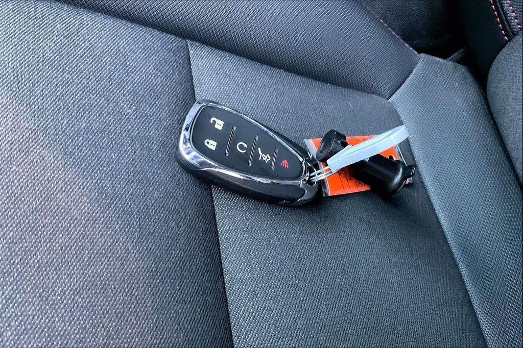 used 2023 Chevrolet Equinox car, priced at $22,950