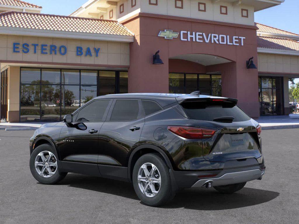 new 2025 Chevrolet Blazer car, priced at $32,405