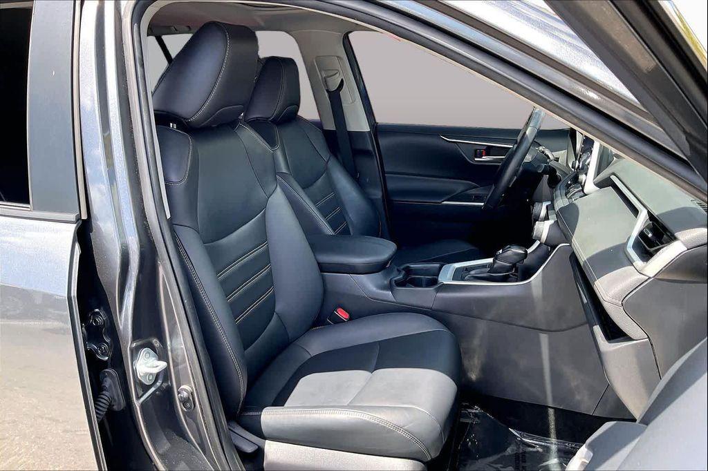 used 2020 Toyota RAV4 car, priced at $22,950