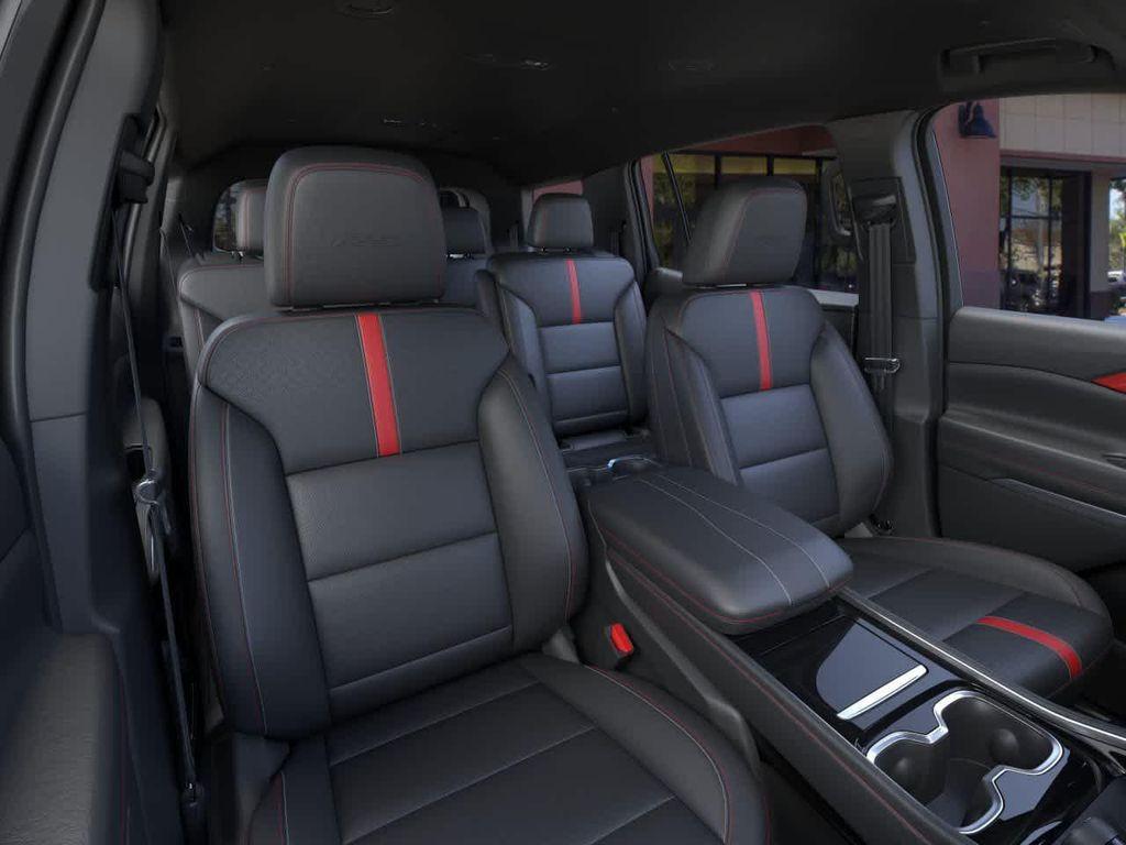 new 2026 Chevrolet Traverse car, priced at $55,242