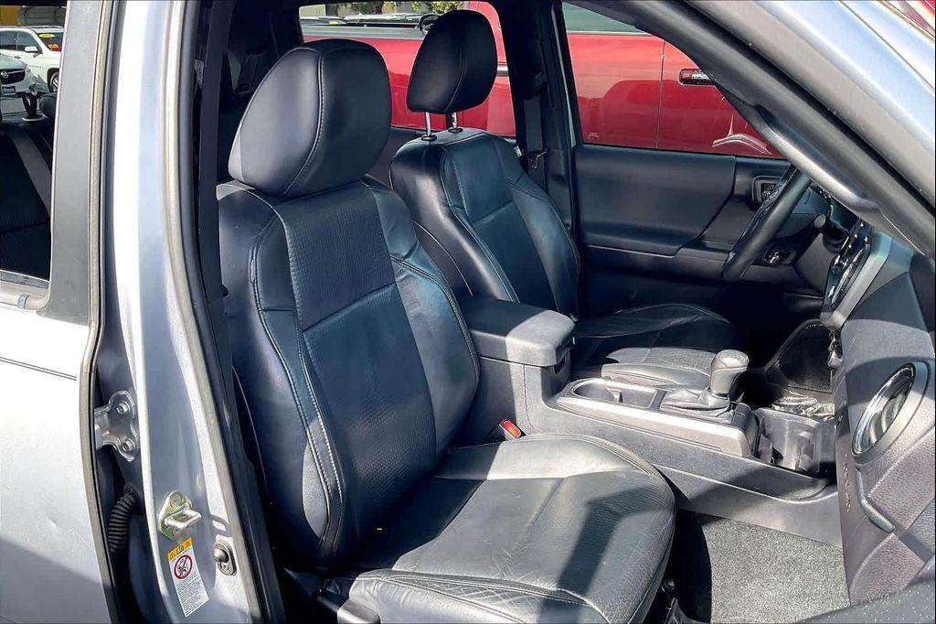 used 2020 Toyota Tacoma car, priced at $25,679