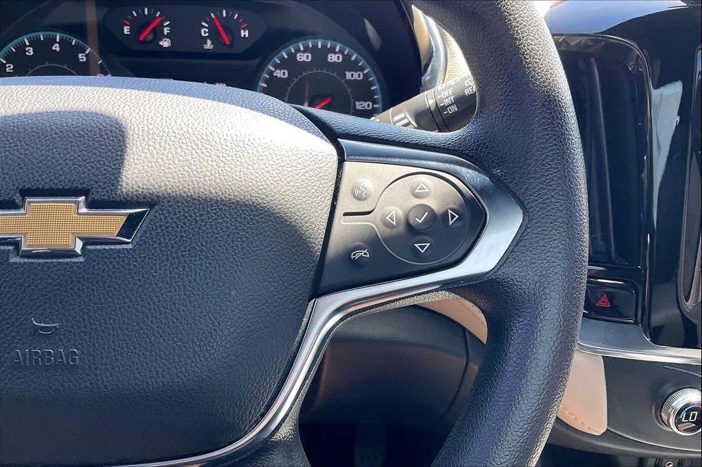 used 2023 Chevrolet Traverse car, priced at $27,735