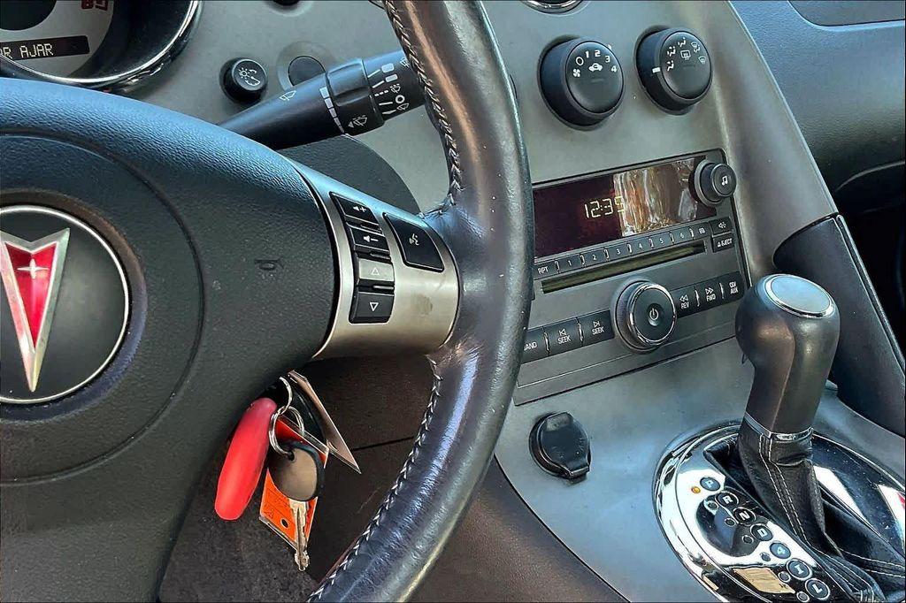 used 2007 Pontiac Solstice car, priced at $7,999
