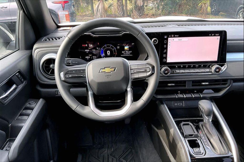 used 2025 Chevrolet Colorado car, priced at $31,850