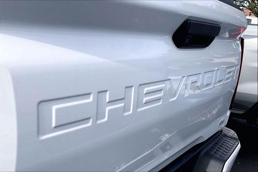 used 2025 Chevrolet Colorado car, priced at $31,850