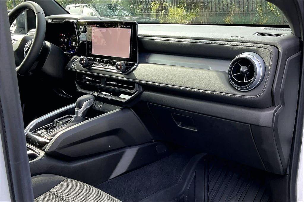 used 2025 Chevrolet Colorado car, priced at $31,850