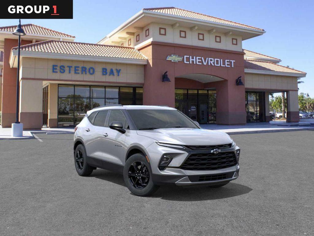 new 2025 Chevrolet Blazer car, priced at $33,704