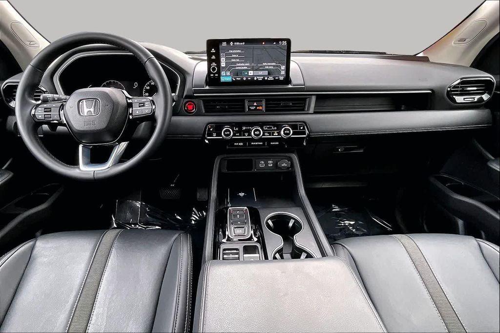 used 2024 Honda Pilot car, priced at $41,920