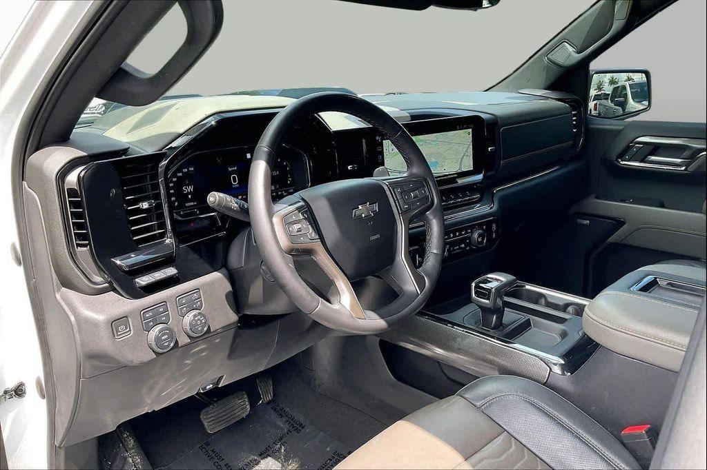 used 2022 Chevrolet Silverado 1500 car, priced at $52,820