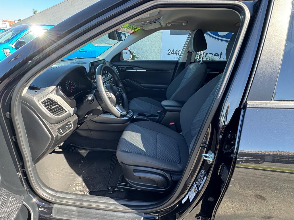 used 2023 Kia Seltos car, priced at $16,950