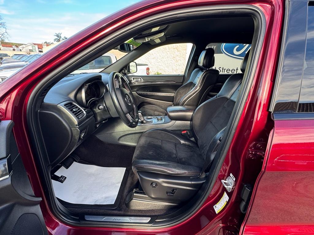 used 2018 Jeep Grand Cherokee car, priced at $15,520