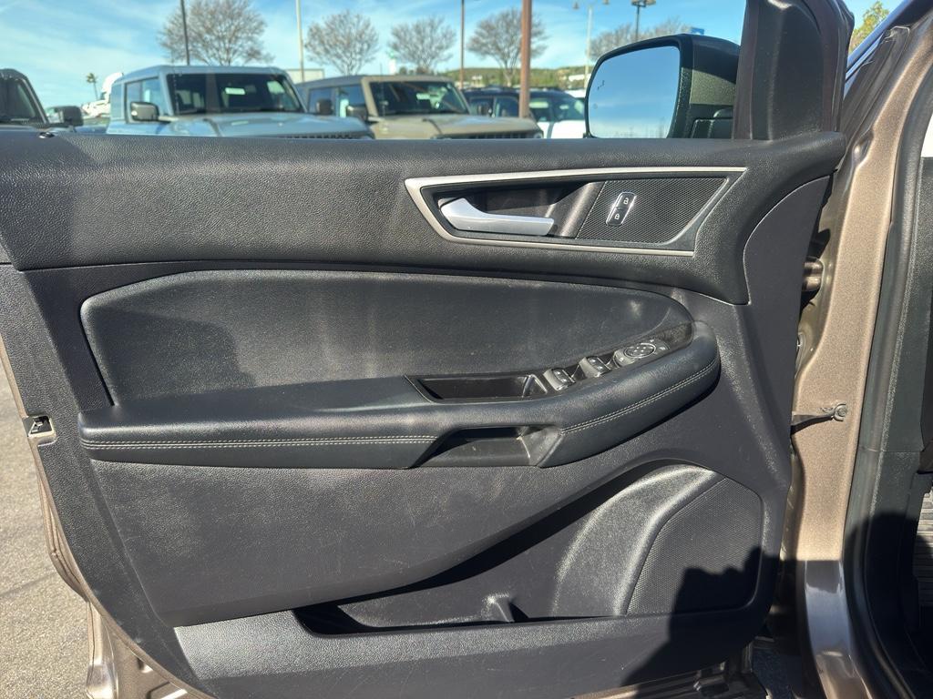 used 2019 Ford Edge car, priced at $10,900