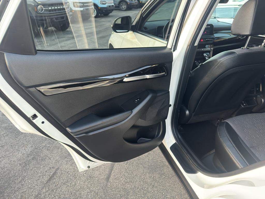 used 2024 Kia Seltos car, priced at $20,550