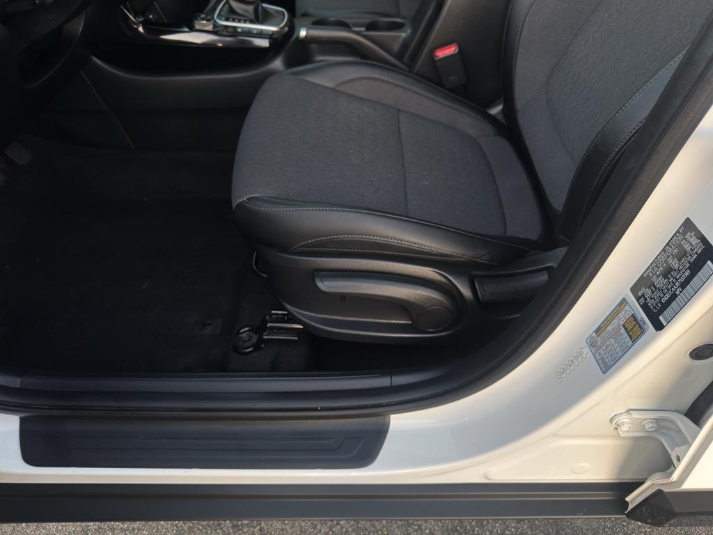 used 2024 Kia Seltos car, priced at $20,550