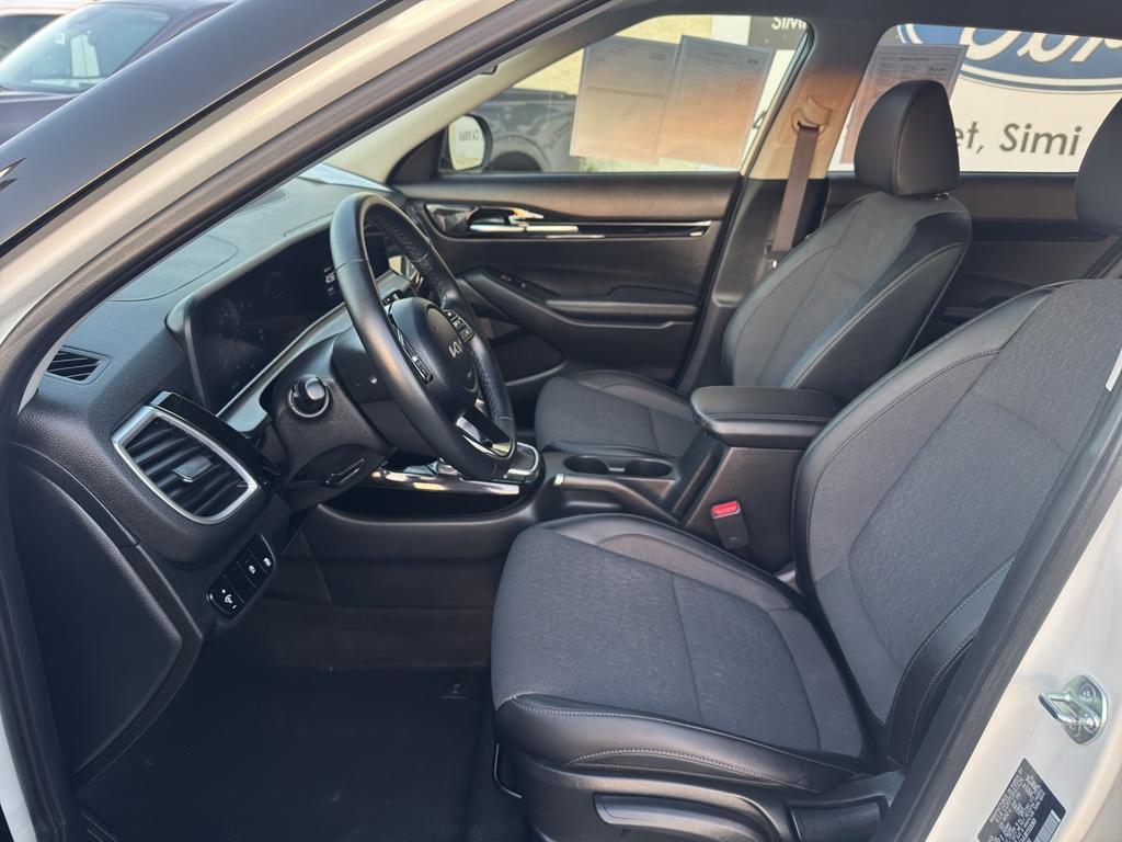 used 2024 Kia Seltos car, priced at $20,550