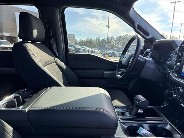 new 2025 Ford F-150 car, priced at $45,880