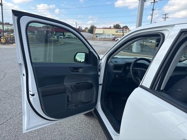 new 2025 Ford Maverick car, priced at $26,090