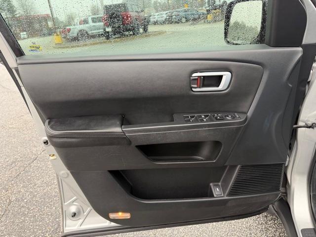 used 2013 Honda Pilot car, priced at $10,499