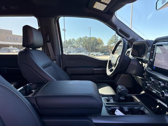 new 2025 Ford F-150 car, priced at $65,670