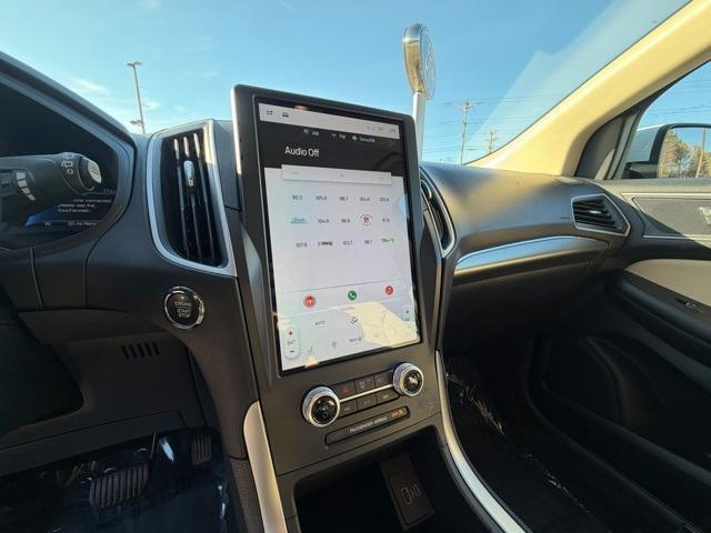 used 2022 Ford Edge car, priced at $21,299