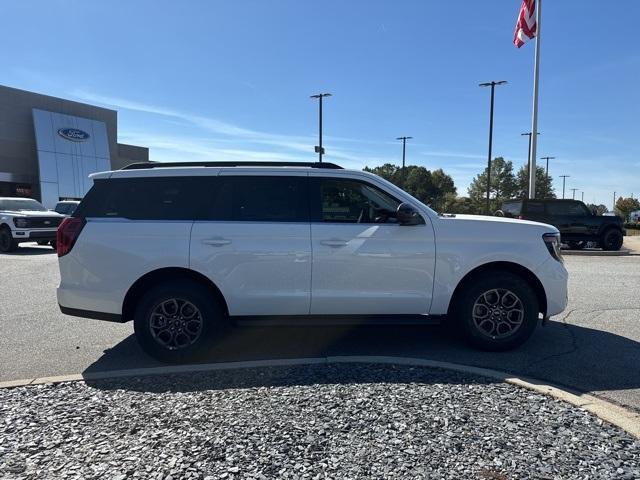 new 2025 Ford Expedition car, priced at $62,990