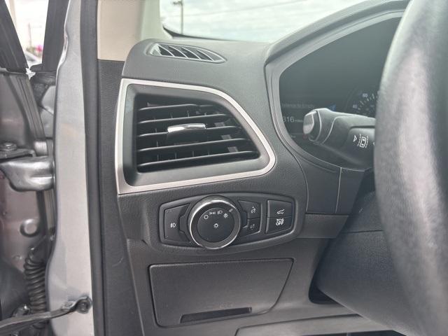 used 2022 Ford Edge car, priced at $22,999