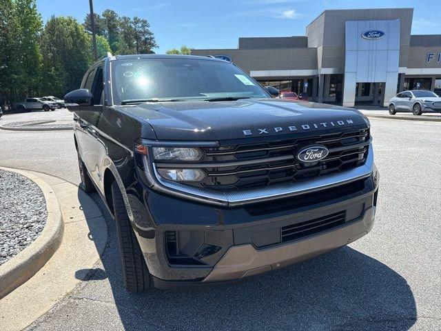 new 2026 Ford Expedition car, priced at $80,392