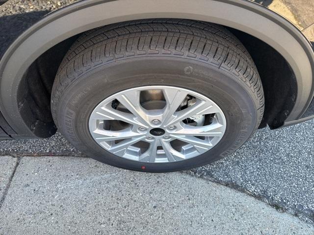 new 2026 Ford Escape car, priced at $29,175