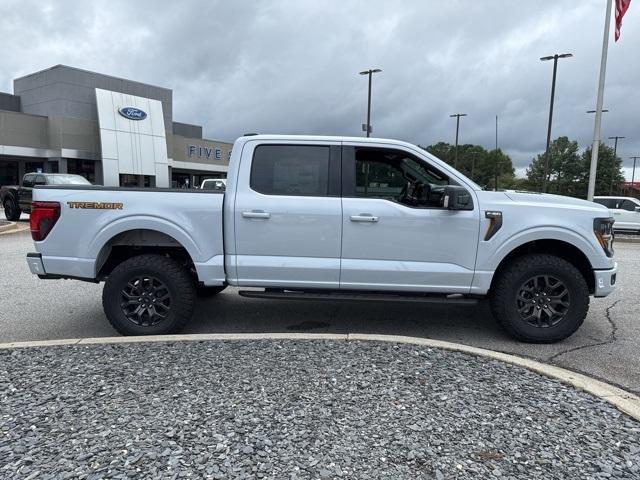 new 2025 Ford F-150 car, priced at $61,995