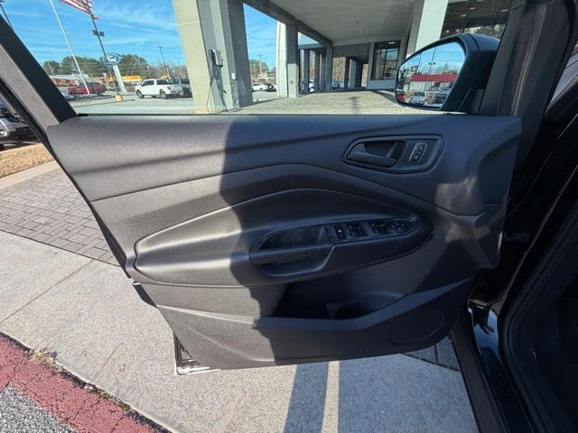 used 2017 Ford Escape car, priced at $12,999