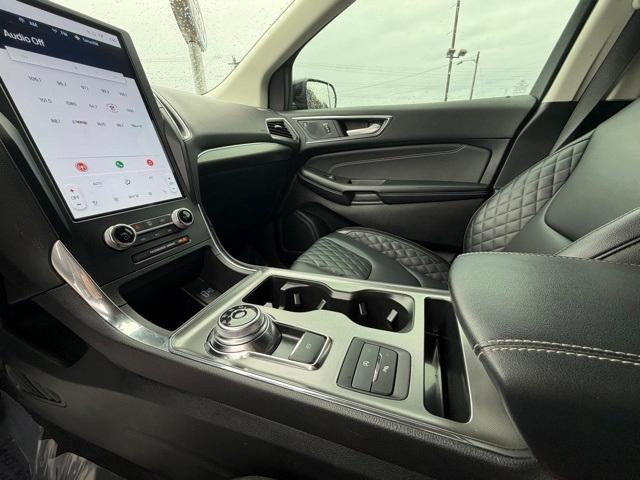 used 2024 Ford Edge car, priced at $31,998