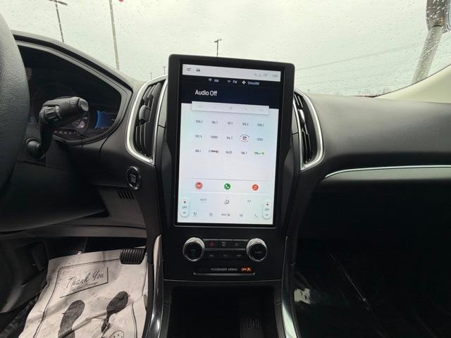 used 2024 Ford Edge car, priced at $31,998