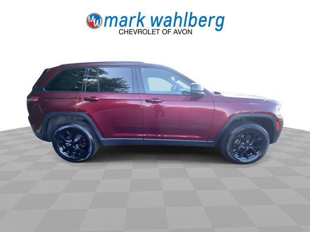 used 2024 Jeep Grand Cherokee car, priced at $35,941
