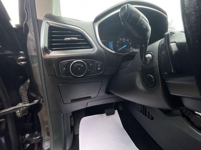 used 2019 Ford Edge car, priced at $19,438