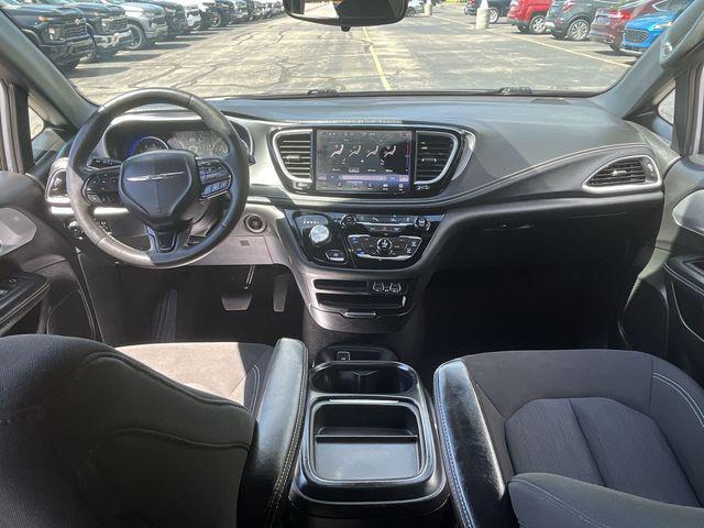 used 2023 Chrysler Pacifica car, priced at $24,438