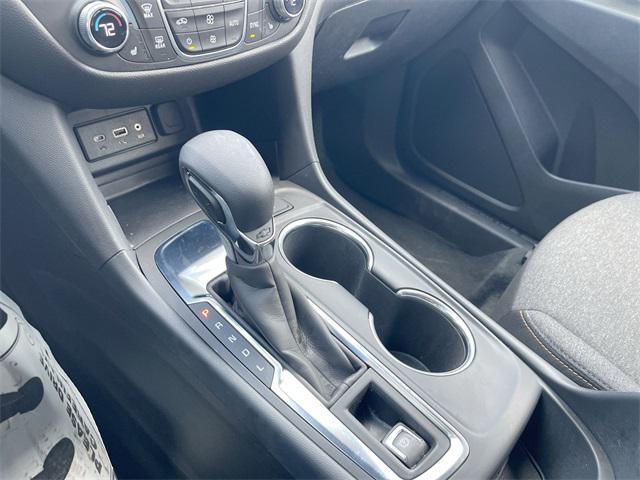 used 2024 Chevrolet Equinox car, priced at $22,993