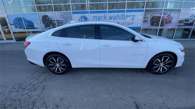 used 2018 Chevrolet Malibu car, priced at $15,992