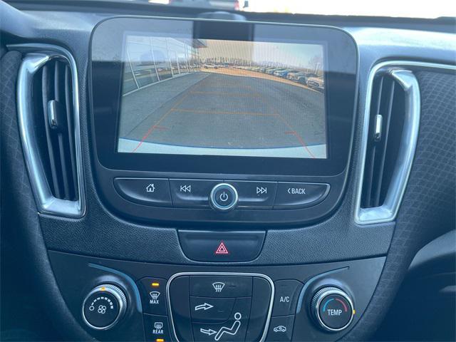 used 2018 Chevrolet Malibu car, priced at $15,992