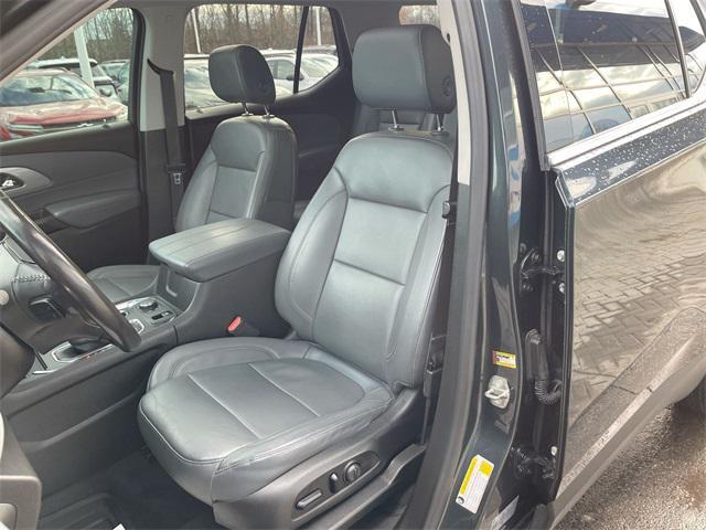 used 2021 Chevrolet Traverse car, priced at $20,498